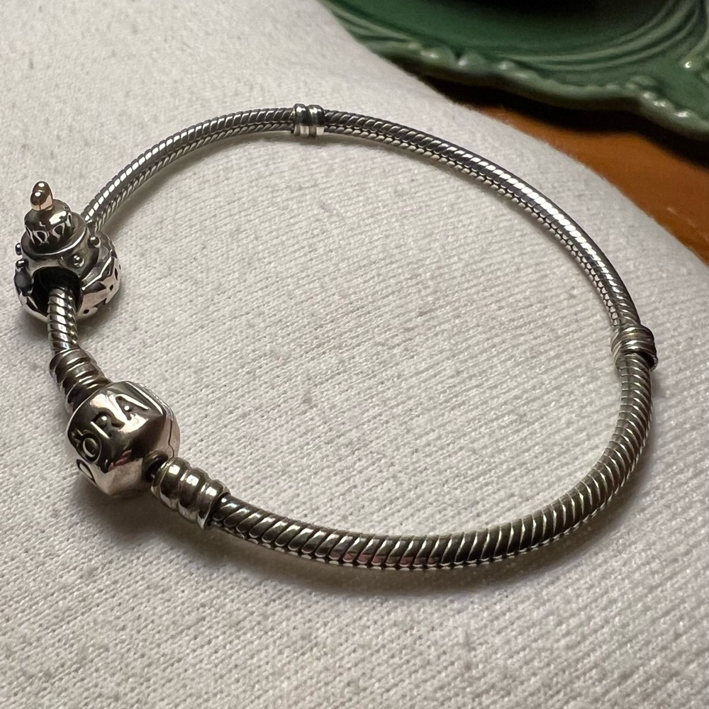 Pandora Silver Bracelet with Cake Charm - Picture 2 of 4